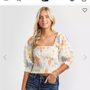 Billabong multi color Floral crop top scrunch waist mid sleeve puff shoulder